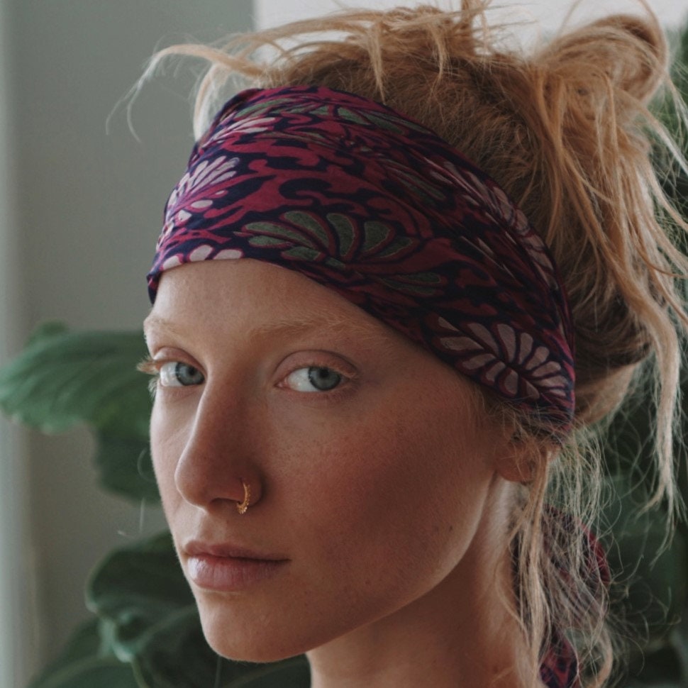 Ethnic Sun With Dots Nose Ring (Code: NL7)