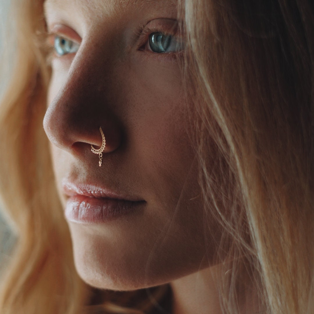 Small Dots With Flower Charm Nose Ring (Code: NL9)