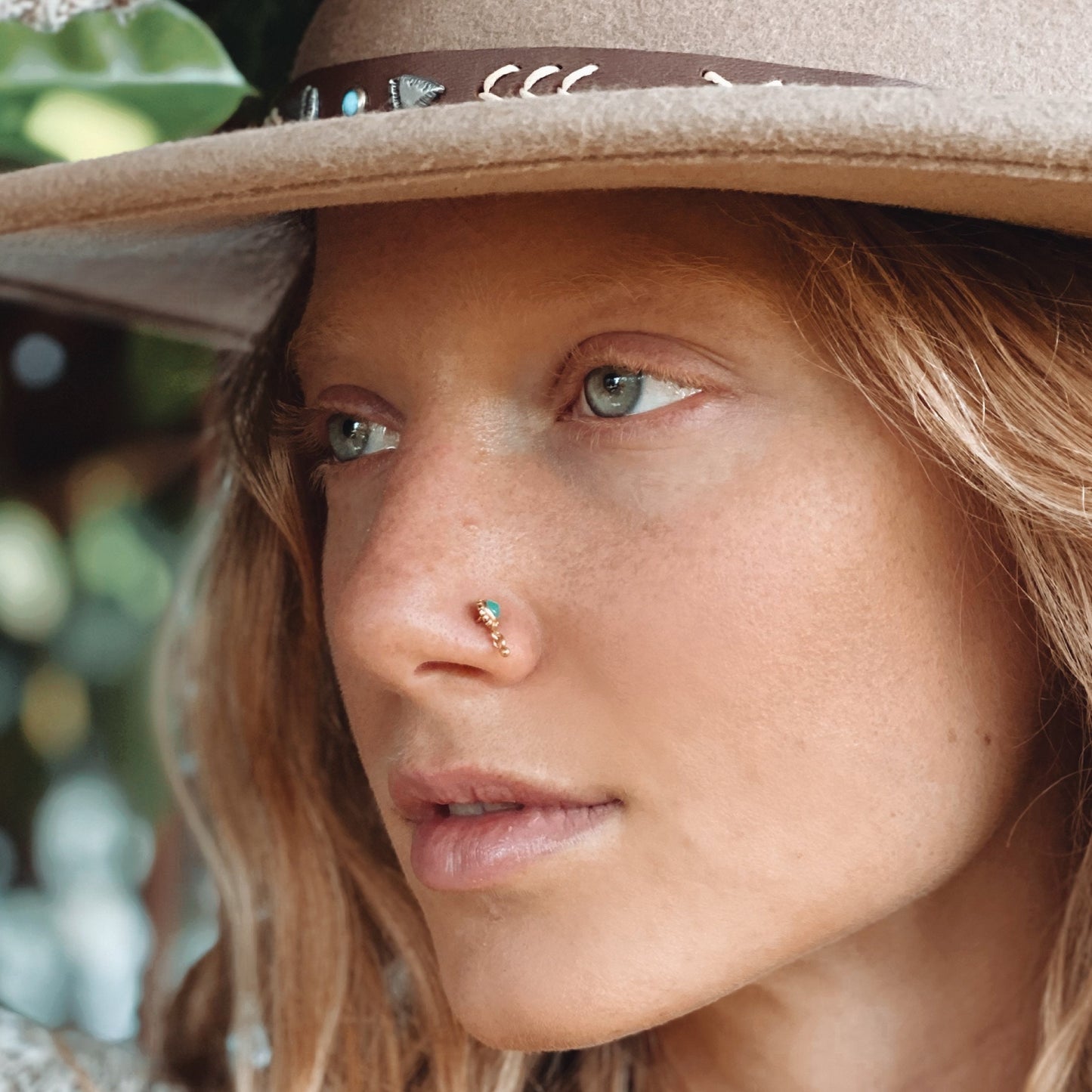 Gemstone Flower Nose Stud With Ball Charm (Code: NS46)