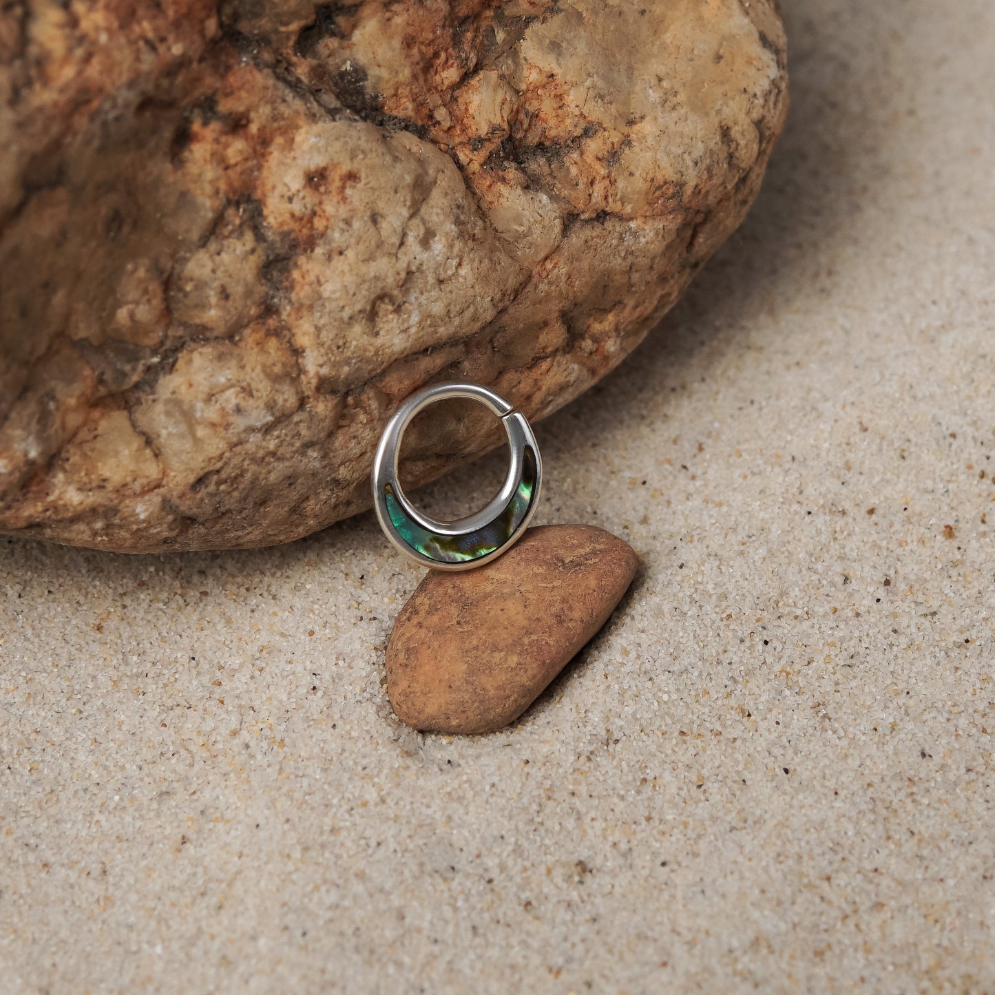 Paua shell Septum Ring (code: S38)