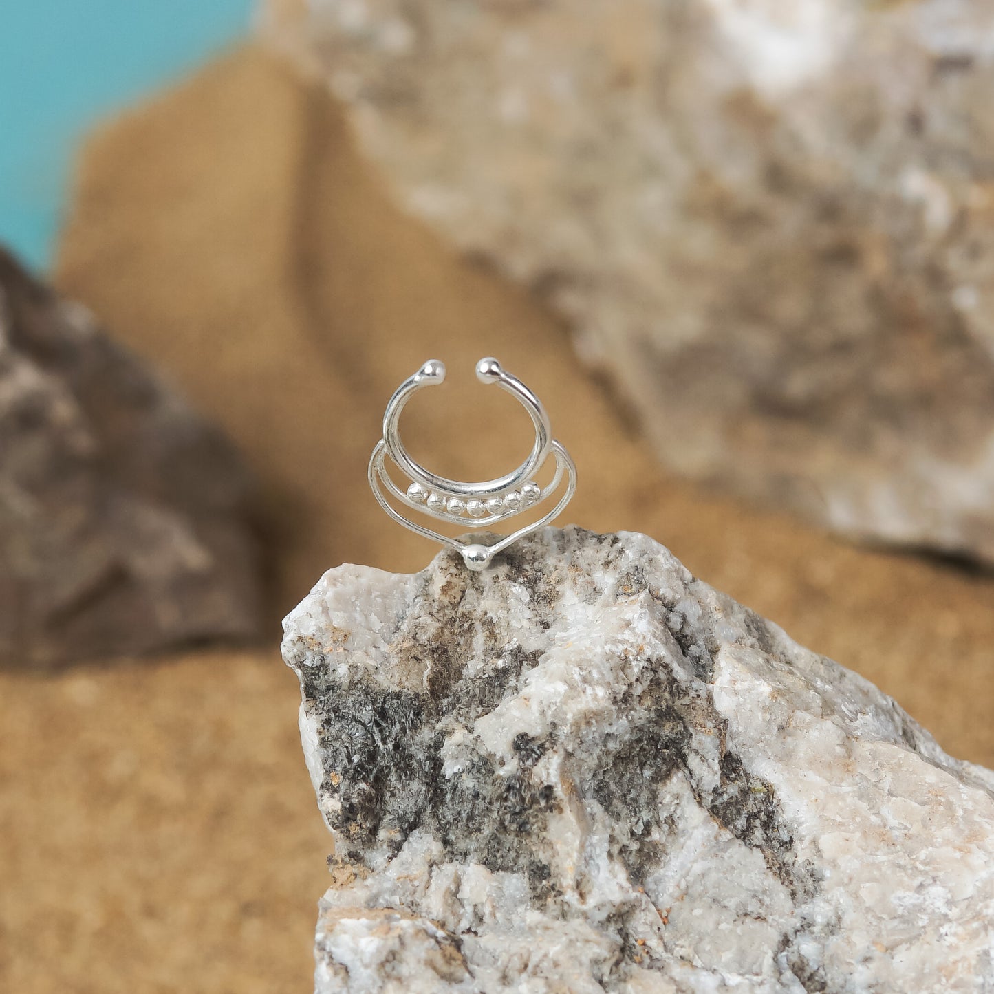 Three-Layered Arch And Dot Fake Septum Piercing (code: SF31)