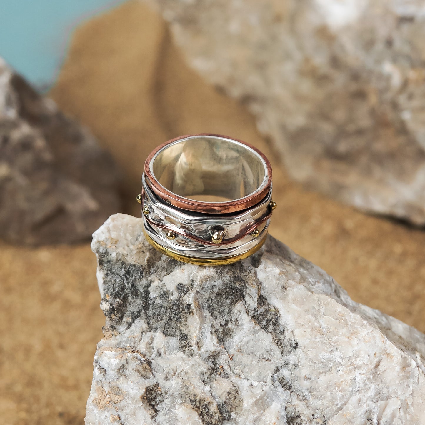 Daya Spinner Ring