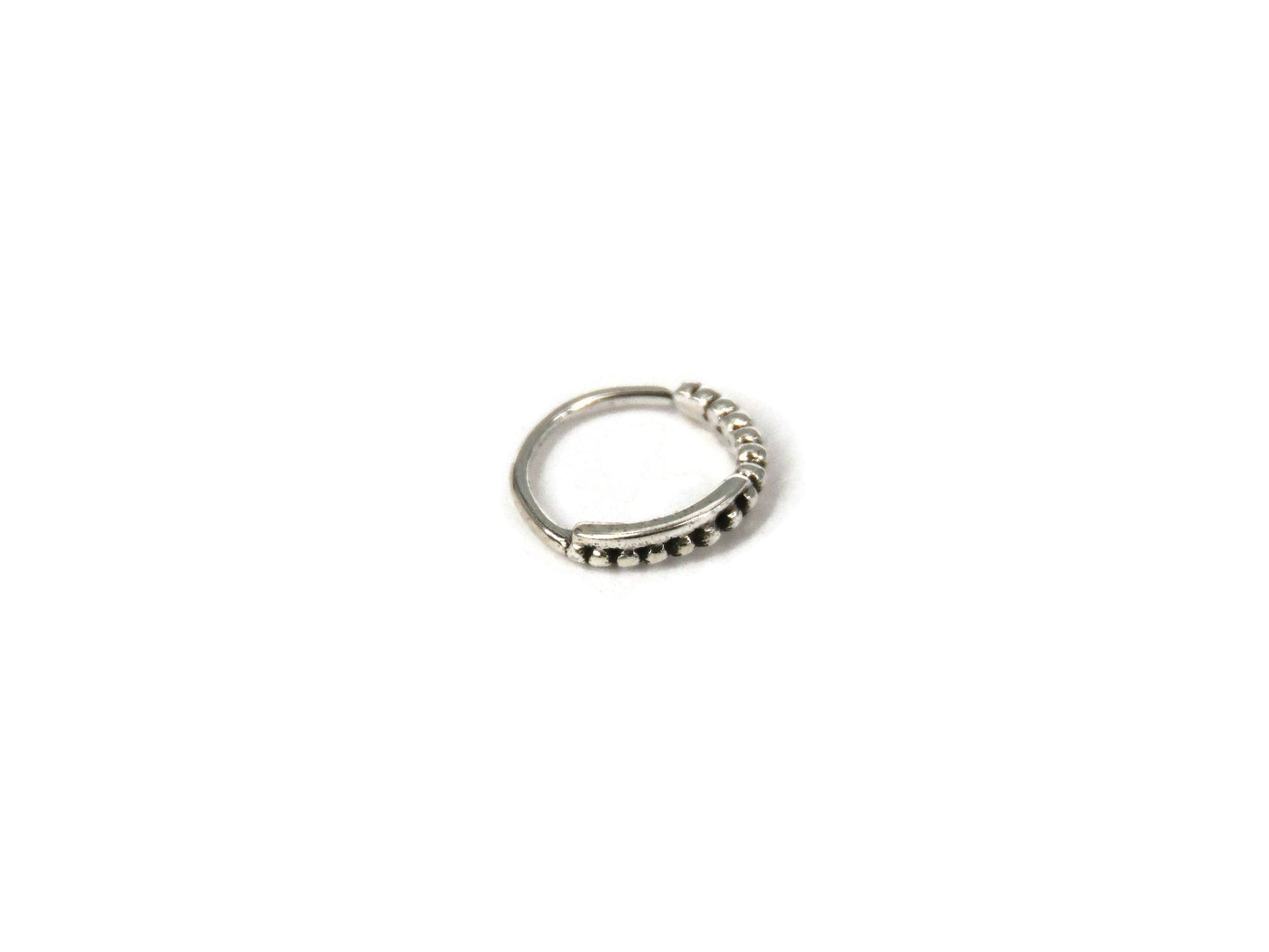 Continuous Dots Nose Ring (Code: NL30)