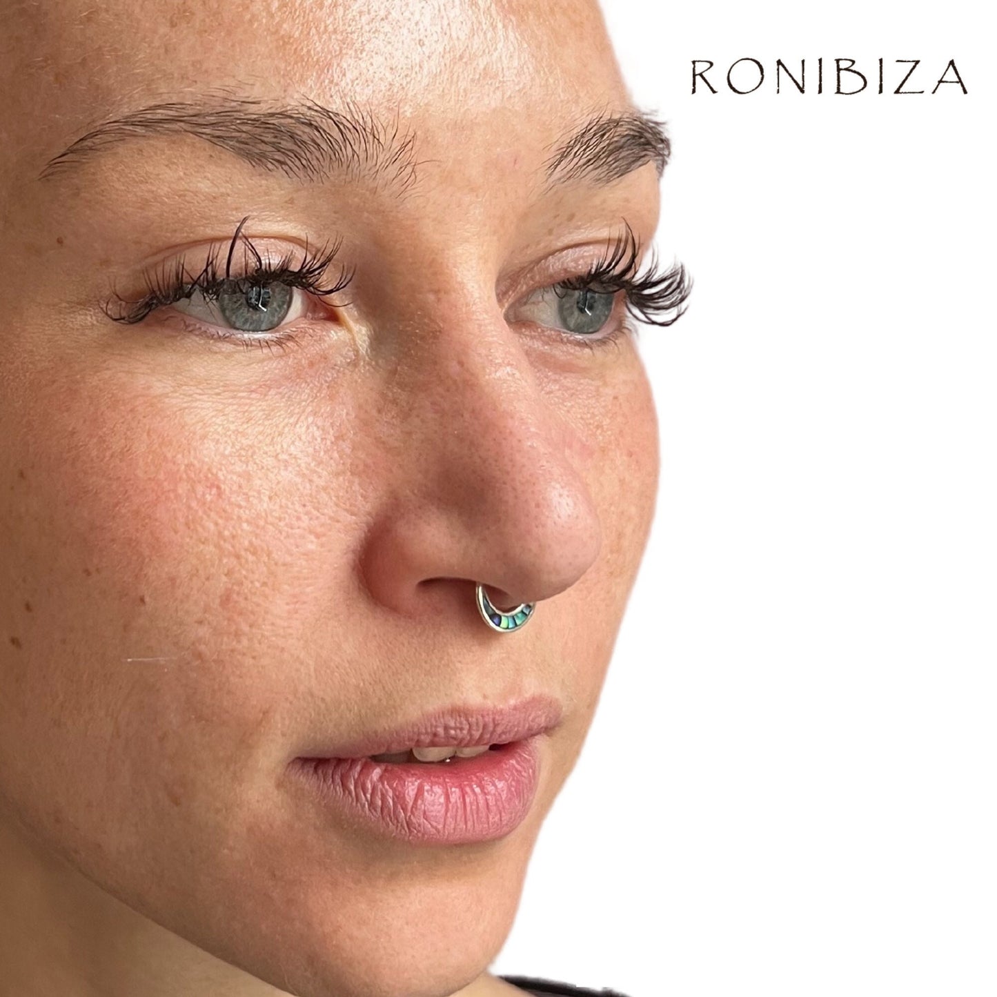 Paua shell Septum Ring (code: S38)