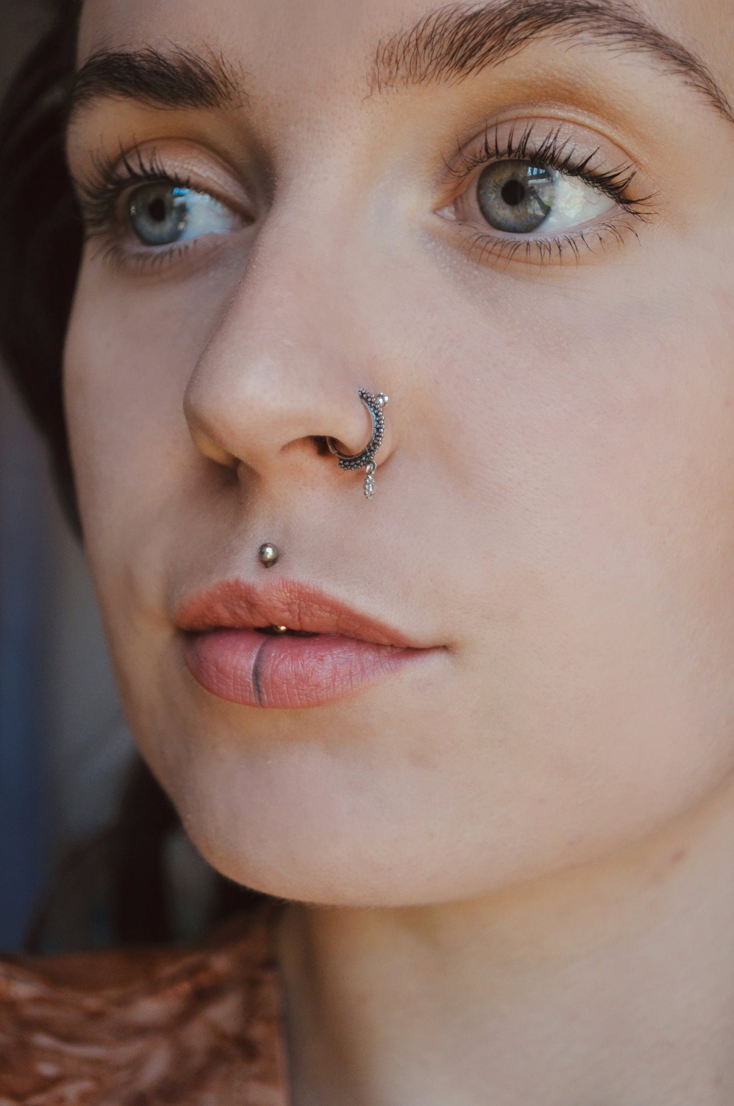 Small Dots With Flower Charm Nose Ring (Code: NL9)