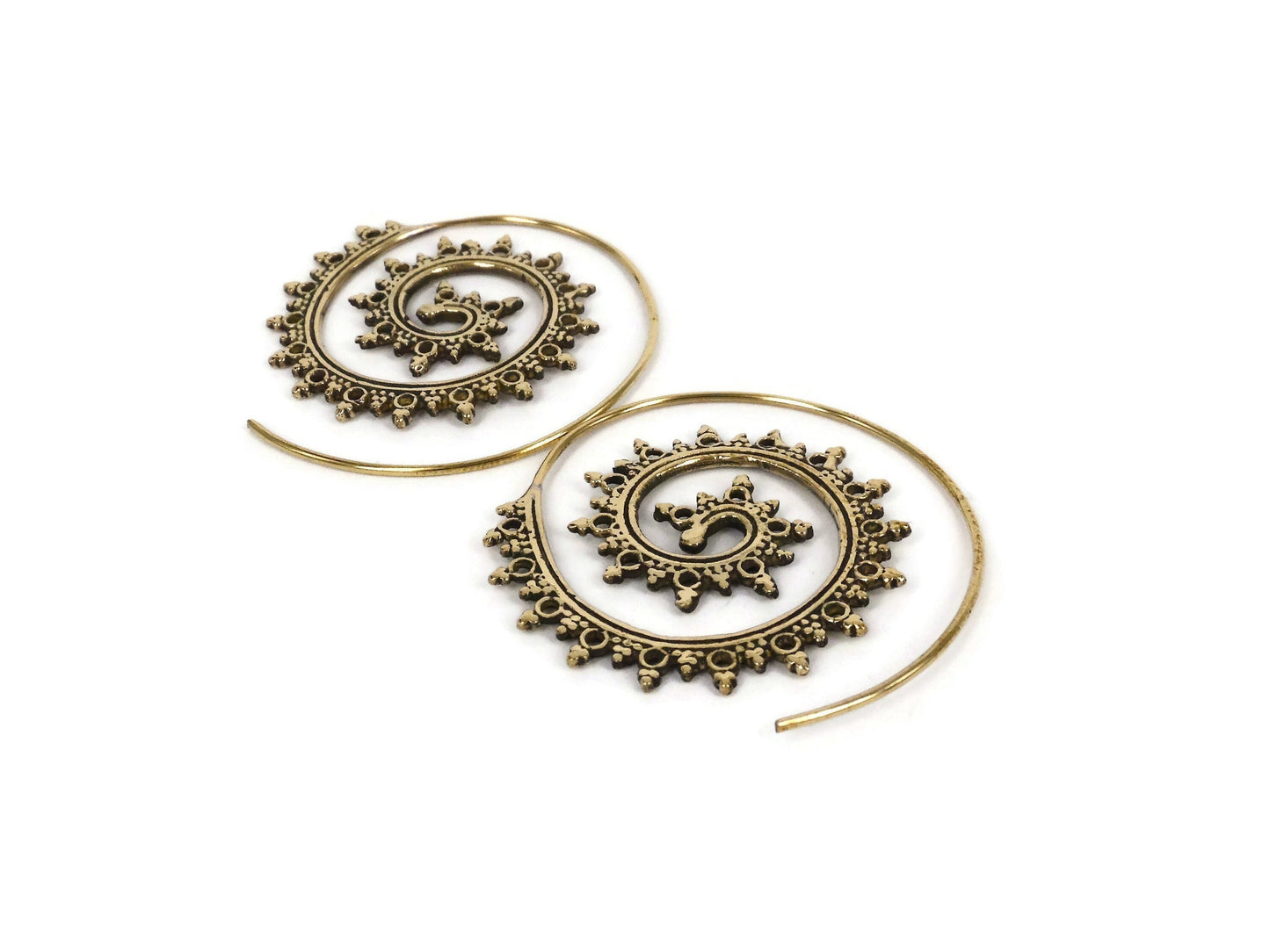 Spiral Shape With Tiny Balls Earrings (Code: EB2)