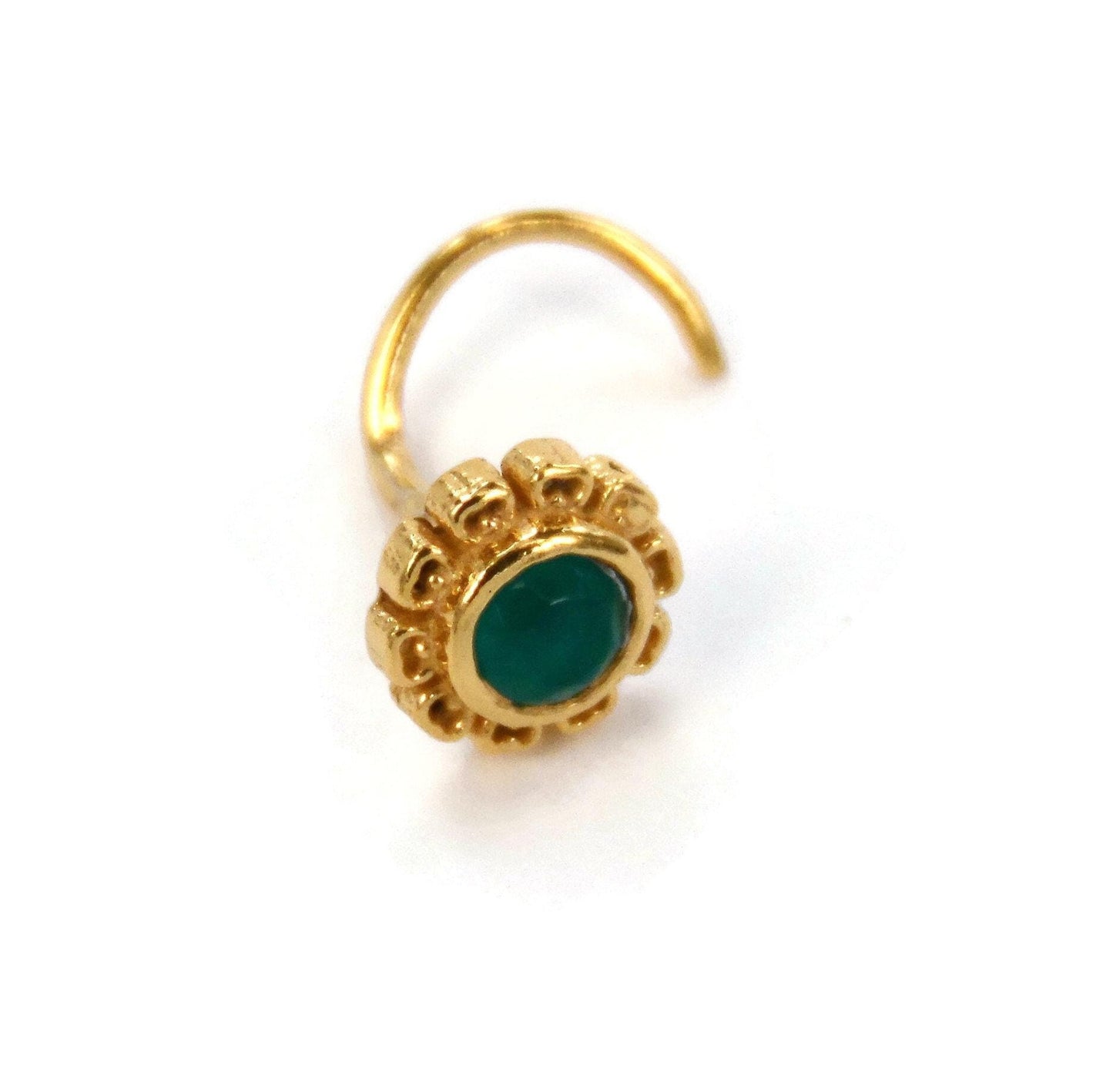 Flower With Gemstone Nose Stud (Code: NG47)