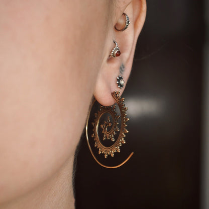 Spiral Shape With Tiny Balls Earrings (Code: EB2)
