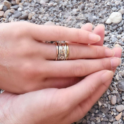Daya Spinner Ring