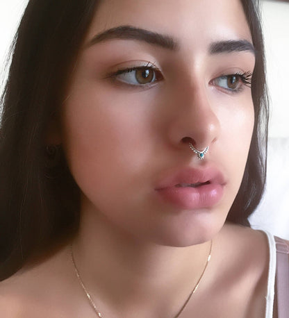 Turquoise/Green Onyx With Dots Septum Ring (code: S22)